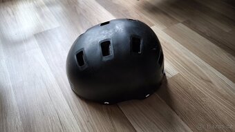 Dětske přilby na kolo - 10
