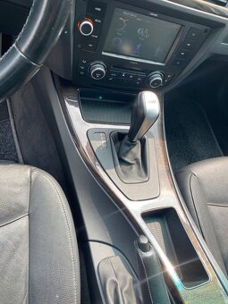 Bmw E90 - 10