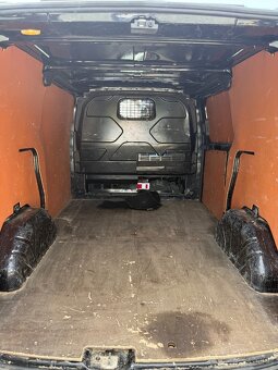 Ford Transit Custom 2.2 TDCi 92Kw NAVI, VÝHŘEV - 10