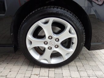 MAZDA 5 2.0 BENZIN GTA  XENONY EL.DVEŘE KŮŽE ALU R17 2010 - 10