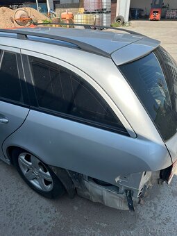 Mercedes-Benz E-class - náhradní díly - 10