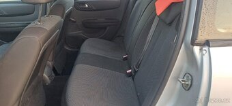 Citroen C4 1.4 i klimatizace - 10