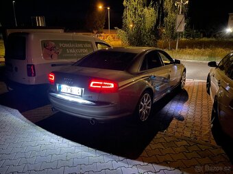 Audi A8 D3 4,2i MPI rok 2003 - 10