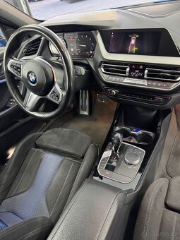 BMW F40 118i A/T - 10