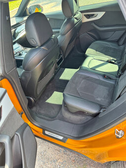 Audi Q8, 50TDI QUATTRO S-LINE, DPH - 10