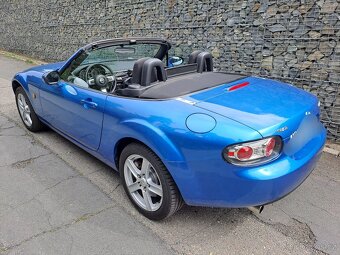 Mazda mx-5 - 10