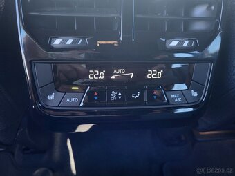 BMW iX xDrive40 240kW - ČR - 1.majitel - 10