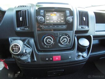 Peugeot Boxer L2H1 6míst výbava - 10