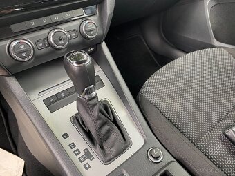 Škoda Octavia 1.6 TDi DSG Navigace, Tempomat - 10