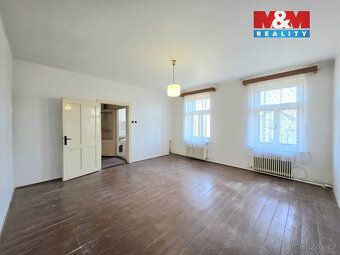 Prodej bytu 3+1, 98 m², Krnov, ul. Partyzánů - 10