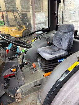 Prodám komunální traktor Massey Ferguson MF 2515 na SPZ - 10