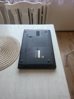 Samsung 350E - 10