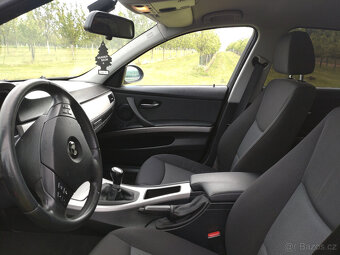 BMW 318i E90 - 10