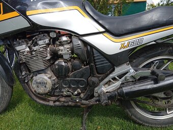 Yamaha XJ 600 - 10