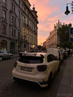 Mercedes A 45 AMG - 10