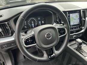 Volvo XC60 2,0 T5 ČR Momentum AWD AT - 10