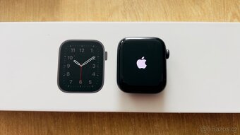 Apple watch SE 44mm Space gray - 10