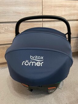 Autosedačky Britax Romer vajíčko, pokračovací základna set - 10