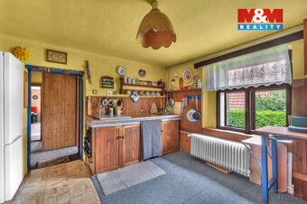 Prodej rodinného domu, 200 m², Třebihošť, Zvičina - 10