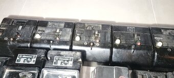 Různý elektromateriál - obsáhlý mix - 10