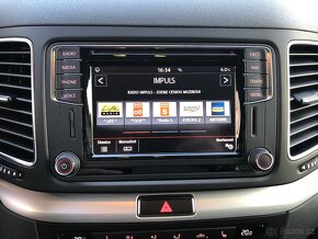 Volkswagen Sharan 2,0 TDI 110 KW Comfortline Plný servis - 10