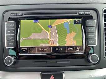 VW Sharan 2.0 TDi DSG 125kW Xenon, Navi - 10