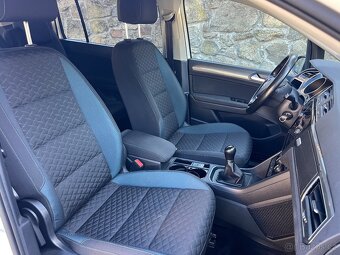 Prodám VW Touran 2.0 TDI IQ.DRIVE - 10