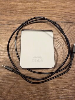 Samsung Galaxy ZFlip5 - 10