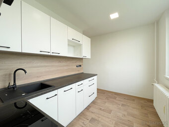 Pronájem, byt 2+1, balkon, 51 m2, po celkové rekonstrukci, P - 10