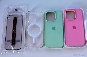 Prodám iPhone 15 Pro Black Titanium 128GB - 10