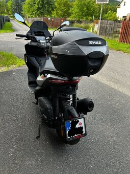 Aprilia SR GT 125 - 10