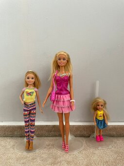 Dreveny dum pro panenky Barbie bohatá výbava, osvětlení - 10