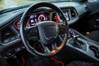 DODGE CHALLENGER R/T 5.7 V8 2023/3 28800km - 10