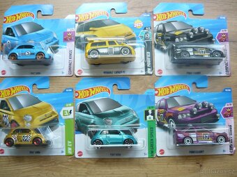 AUTÍČKA HOT WHEELS - 10