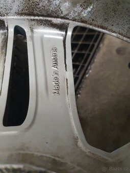 Zimní sada originálních AL kol Audi pneu 215/55 R17 - 10