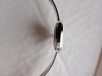 Krásné  funkční postříbřené  hodinky Zentra - 10