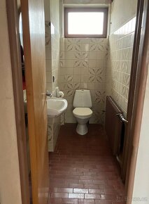 Rozlehlý rodinný dům240m2, dispozice 6+kk / Městec Králové - 10