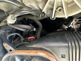 Bmw F10 520d 135kw - 10