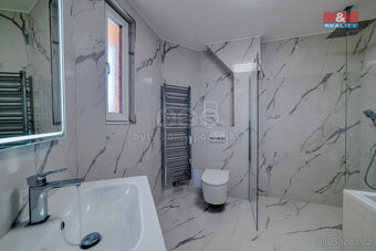 Prodej bytu 4+1, 121 m², Cheb, ul. Májová - 10