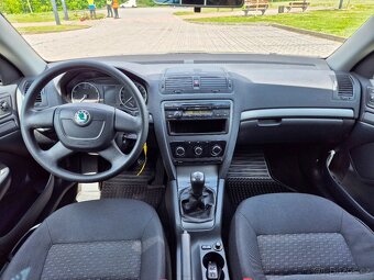 ŠKODA OCTAVIA 2 COMBI 159tis.km pouze servis Škoda - 10