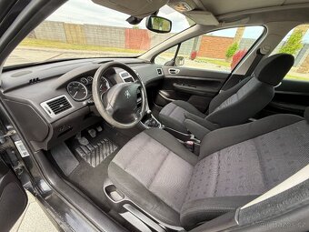 Peugeot 307 combi - 7místné - 2.0hdi 66kW - 2004 - tažné - 10