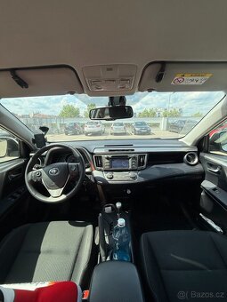 Toyota RAV4 (XA4) 2.2, 110 kW, Naftový, 4x4 - 10