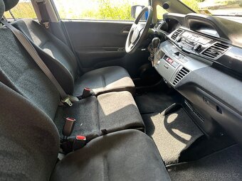 Honda FR-V 2,0i 110 KW - 10
