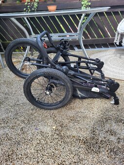 Sportovní kočárek značky TFK - 10