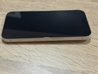 iPhone 15 Pro 128 GB bílý titan v záruční době - 10