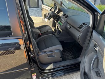 Volkswagen Touran 1.6TDI 77Kw 2013 - 10