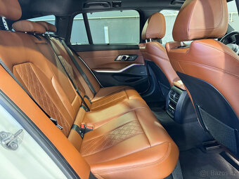 BMW Rad 3 Touring 320d xDrive M-SPORT - 10