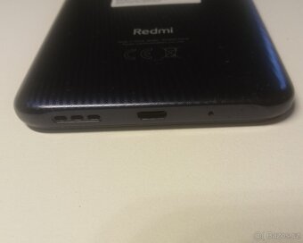 Xiaomi Redmi 9C NFC - TOP STAV - 10