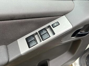 Nissan Pathfinder 2.5DDTi 4x4 - 10
