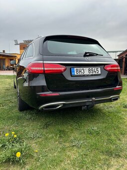 Mercedes-Benz E-class - 10